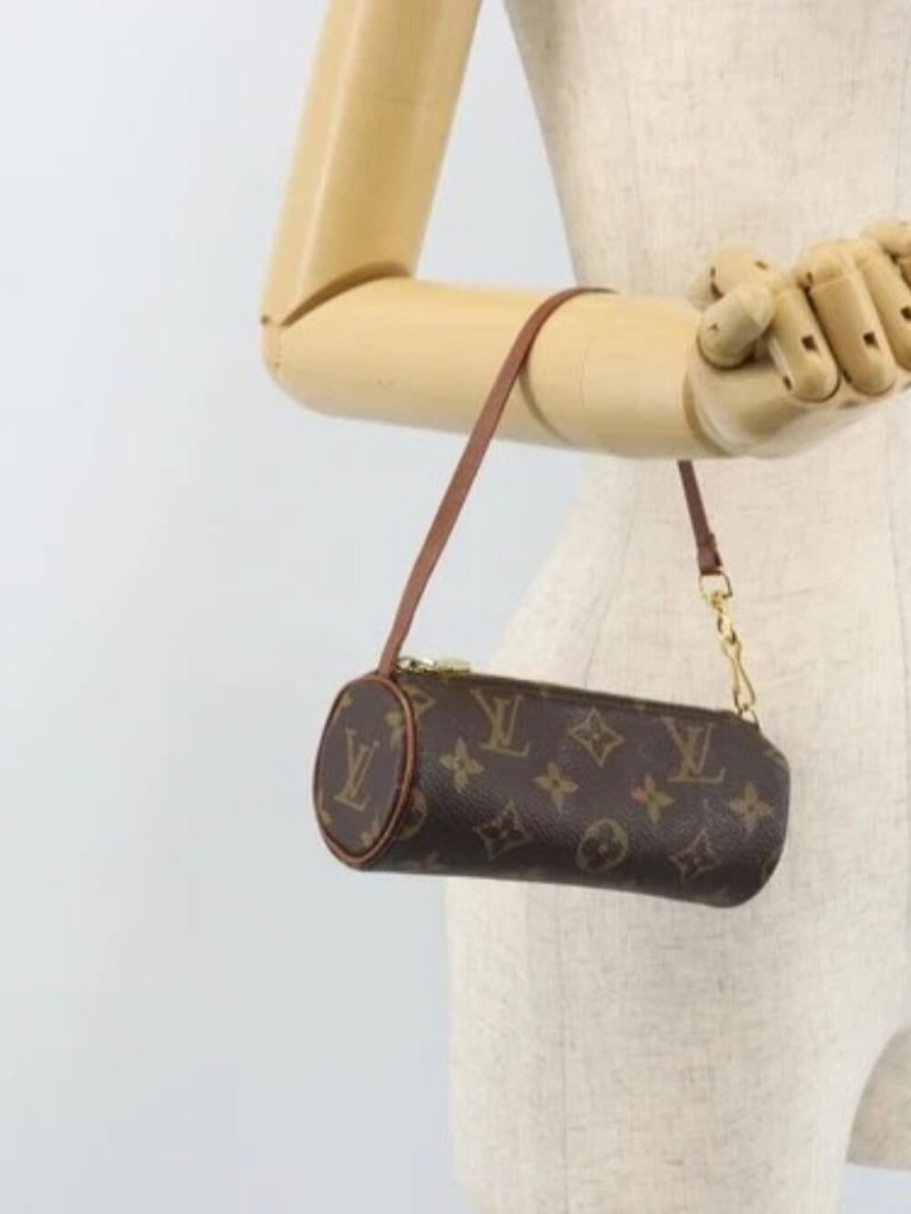 LOUIS VUITTON Monogram Papillon Pouch LV Auth 173144 - Picture 15 of 16